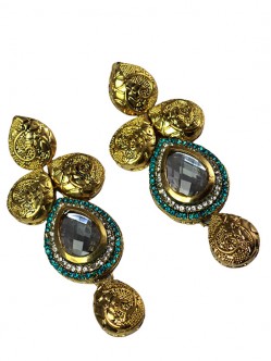 latest-earrings-1DTTER46